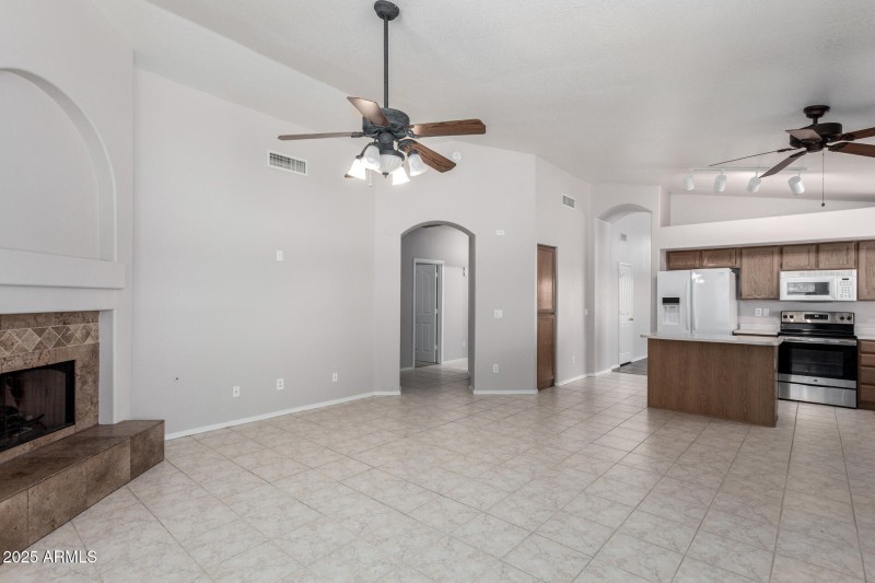 NICE SIZED ROOM