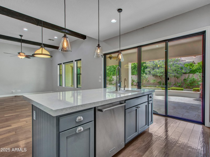 35-print-12-Eat-IN-Kitchen-(10)