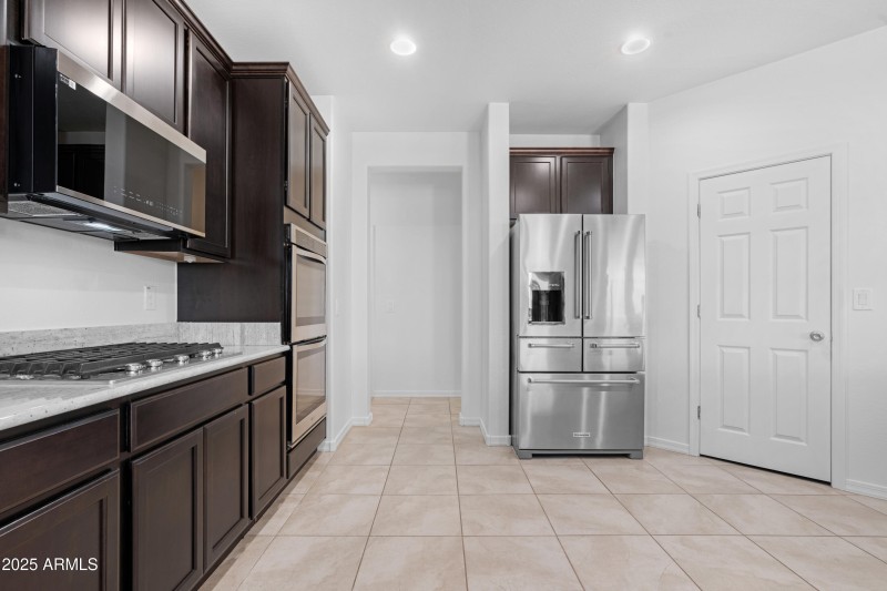 Kitchen 4