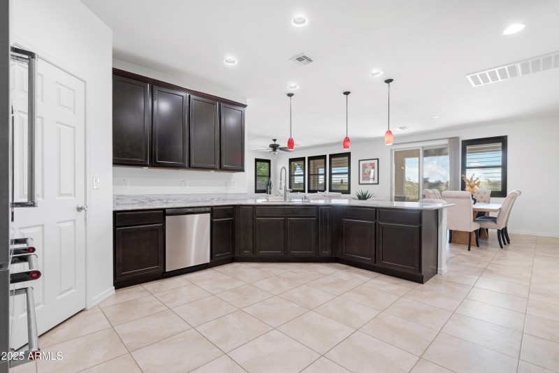 Kitchen 5