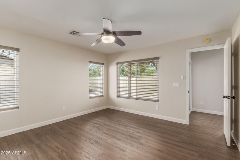 246 W. Sheffield Ave