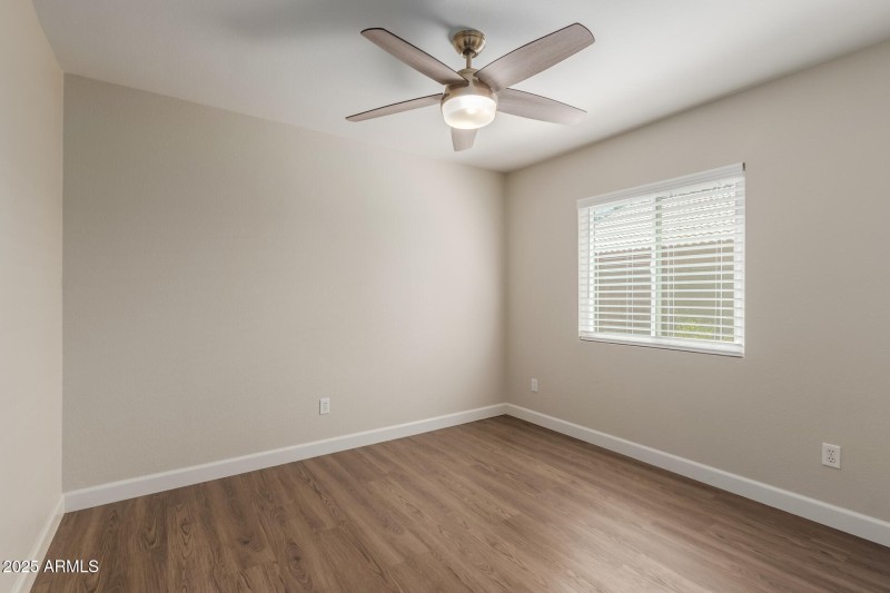 246 W. Sheffield Ave