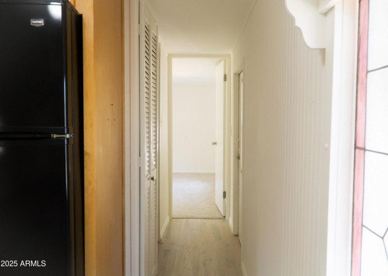 (23) Hallway
