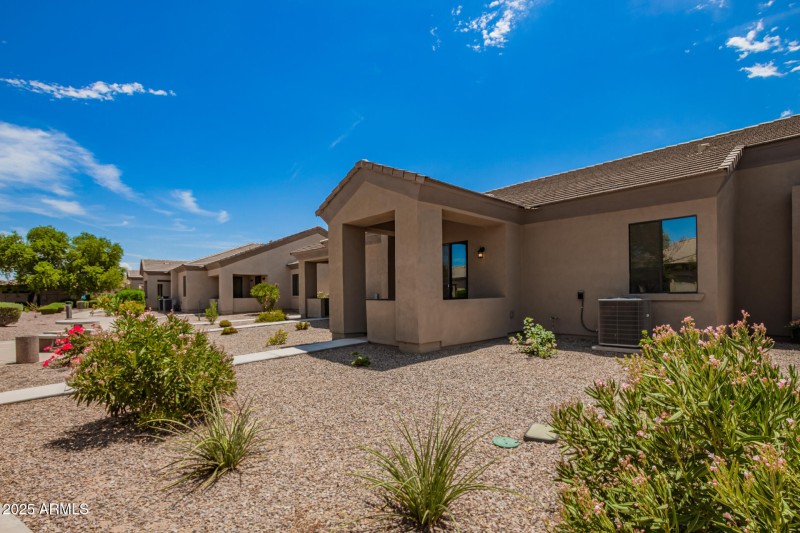 24 - Pueblo