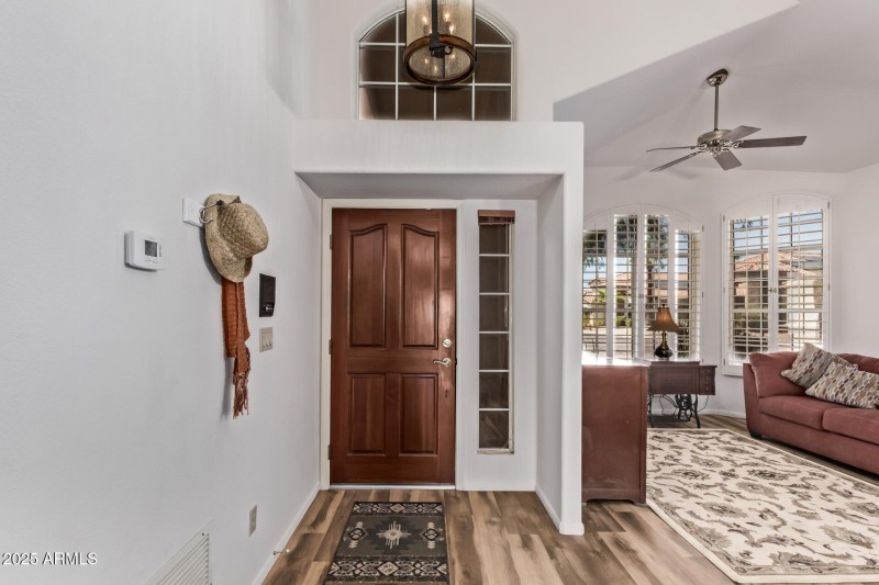 Front door/foyer area