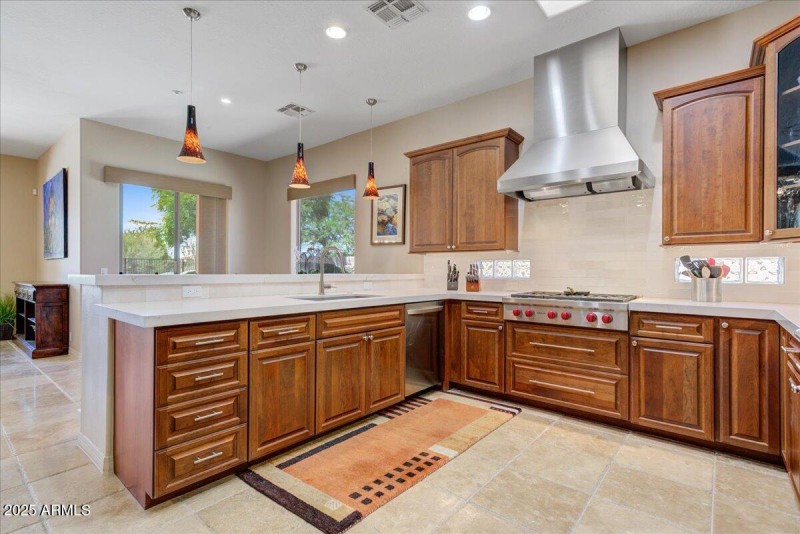 12-Kitchen Details
