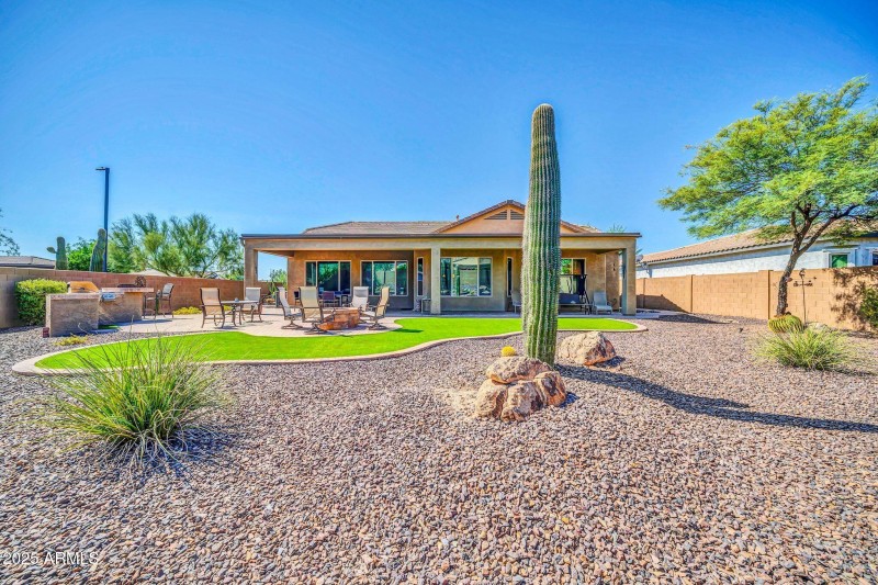1526 W Molly Ln-34