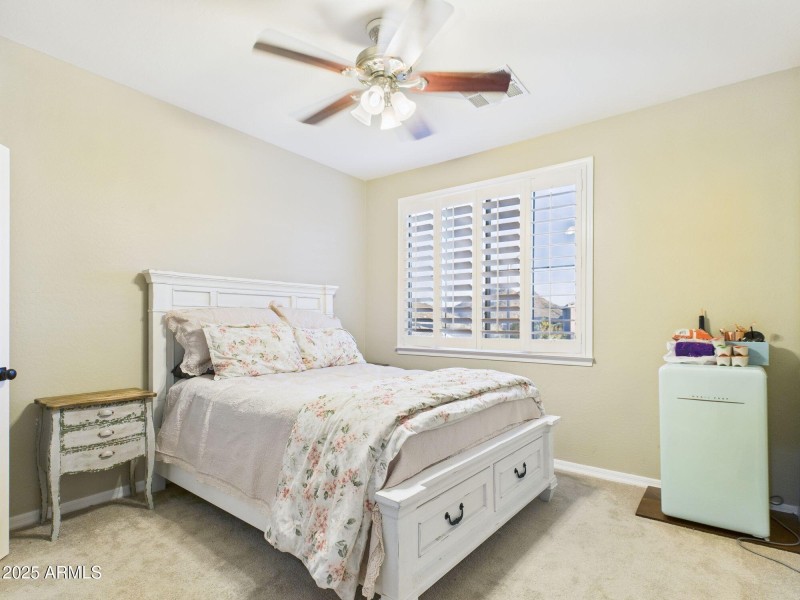 21-web-or-mls-CAM03379G0-PR0138-STILL021