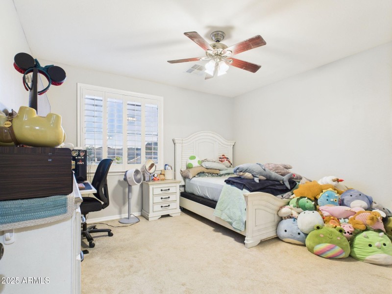 25-web-or-mls-CAM03379G0-PR0138-STILL025