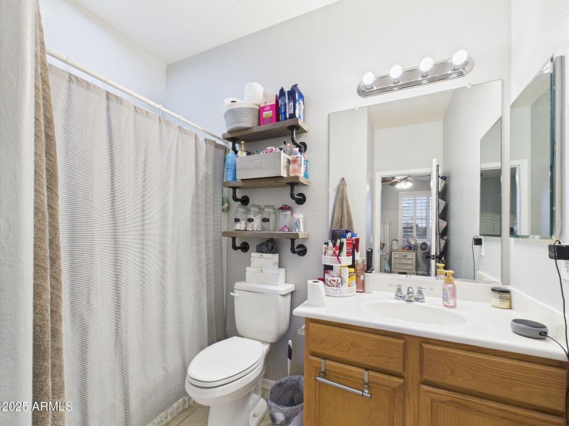 27-web-or-mls-CAM03379G0-PR0138-STILL027