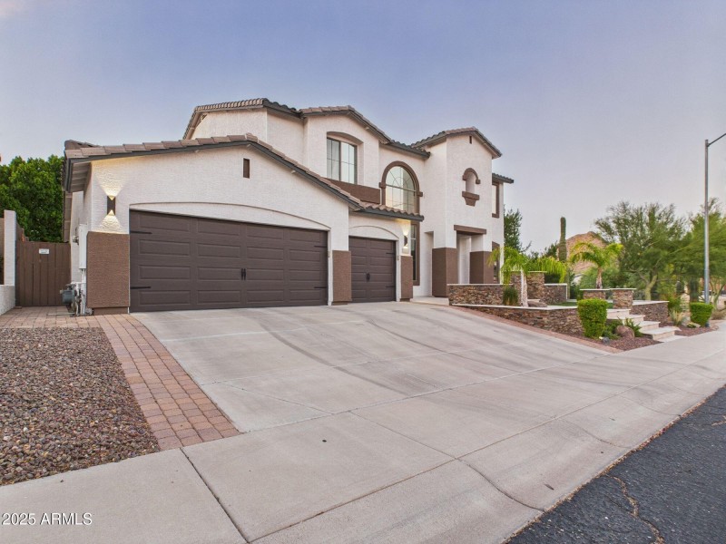 43-web-or-mls-CAM03379G0-PR0138-STILL043