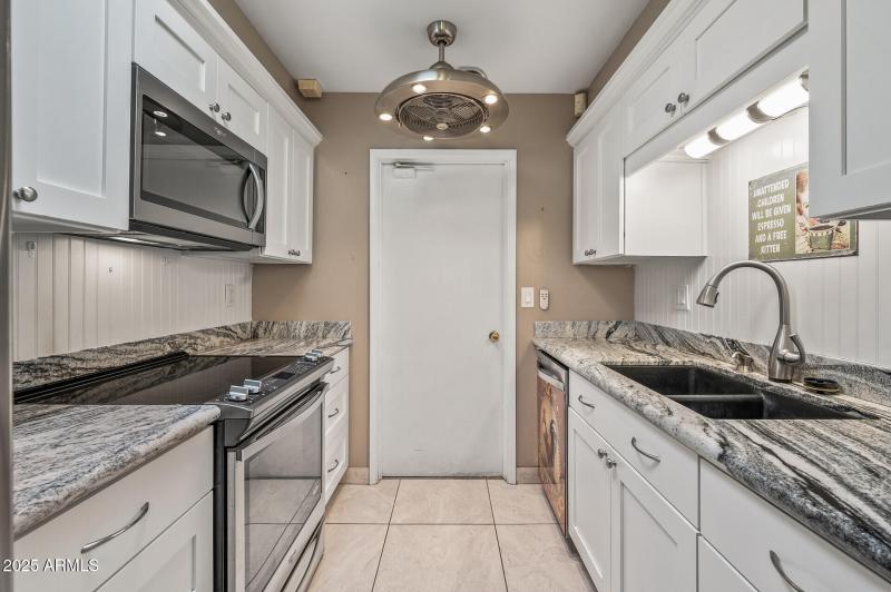 22_13447_W_Copperstone22_mls