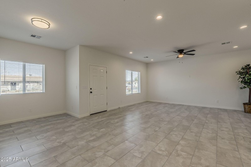 Living/ Dining