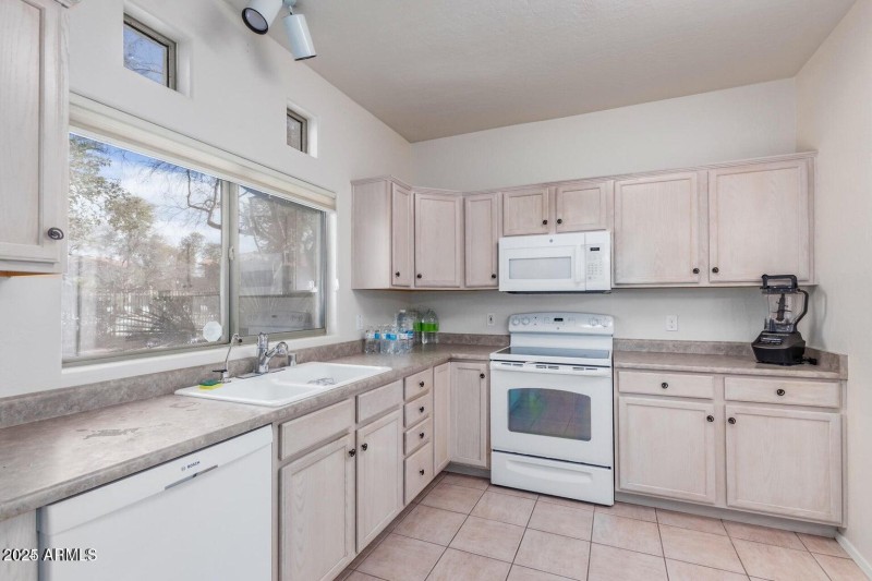 kitchen2