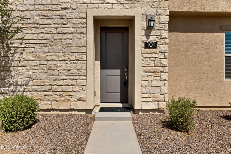 679 E Furness Dr Unit 101-5