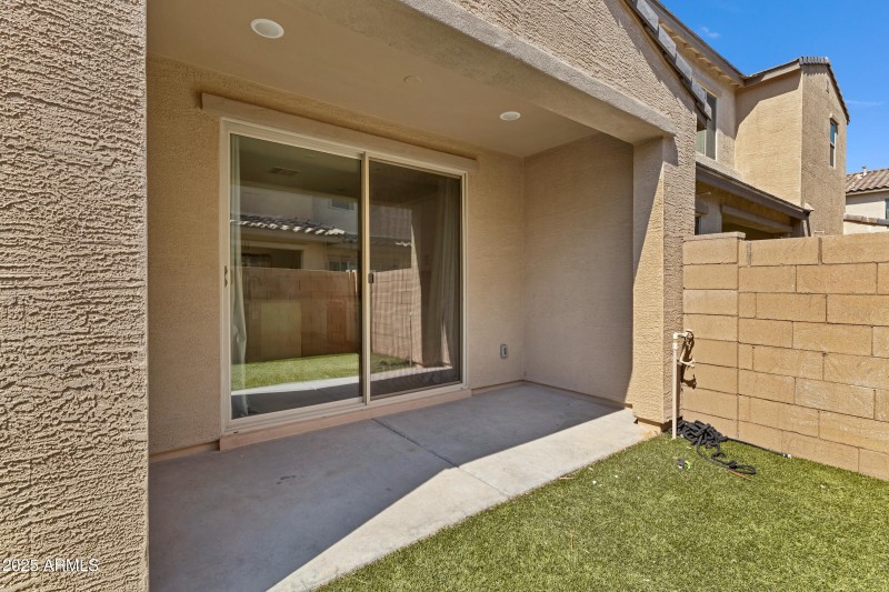 679 E Furness Dr Unit 101-33