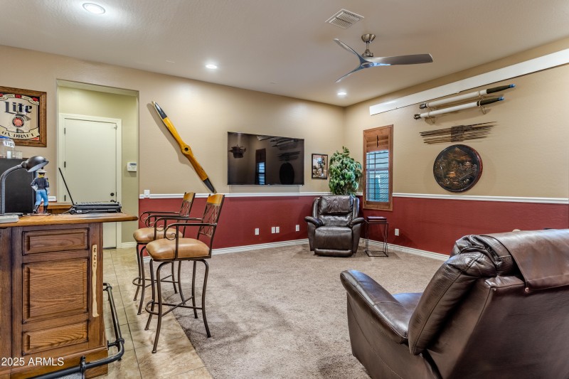 Flex Room