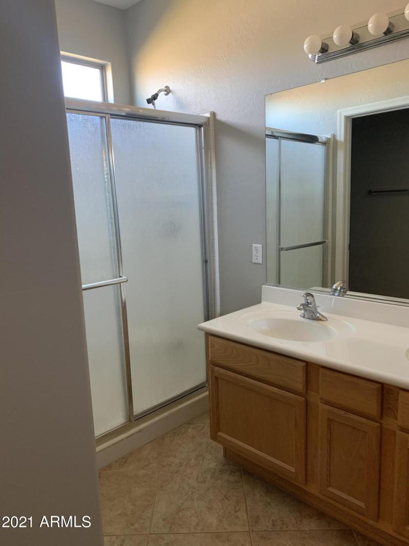 3136662E-940D-48D3-ADFA-FD918F8421AA