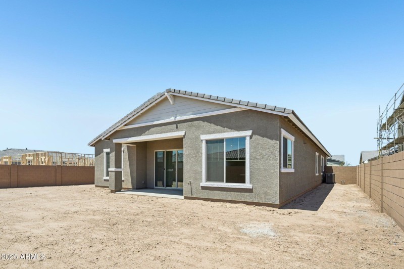 34-web-or-mls-E Twin Acres Dr-S0708-034