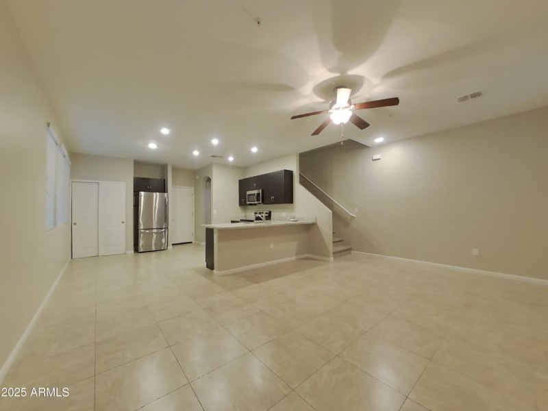 1_pc_h9aD8JD0pi_oaJvG7boIk_layout_0