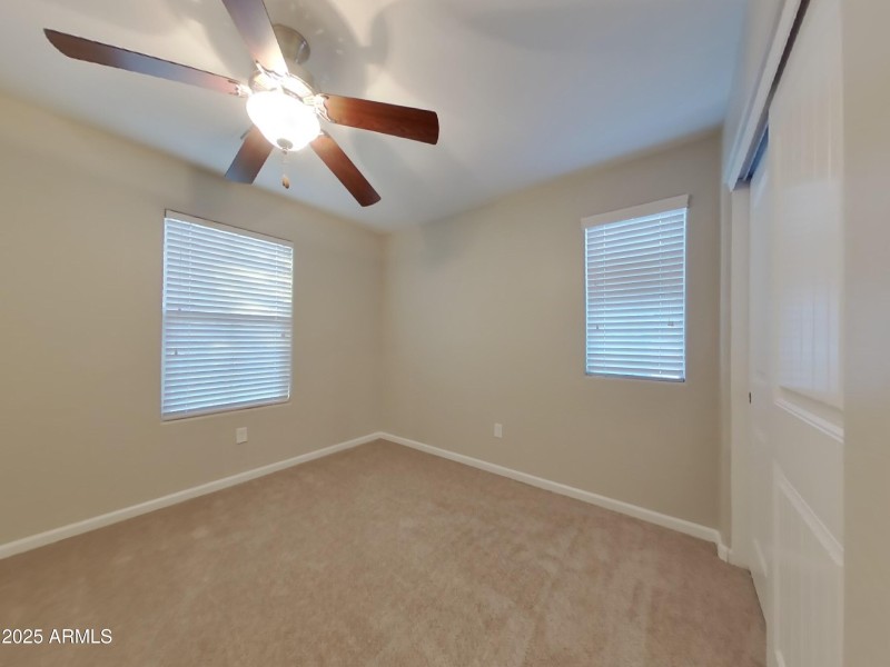 12_pc_C9C0FrO7Sy_aiooGVWkkq_layout_1