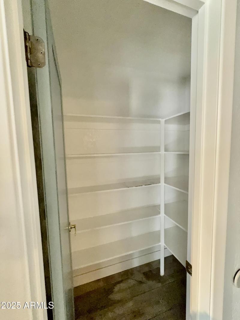 08895AA9-752A-4F91-A628-B5F2E4B13CF9_1_2