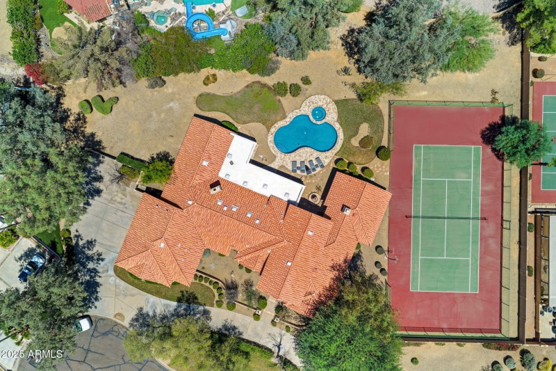61-web-or-mls-11290-e-cochise-dr