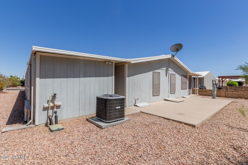 Spacious Backyard!