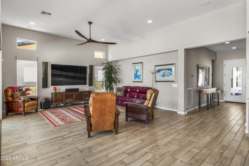 3757 Goldfield Court Wickenburg 00027