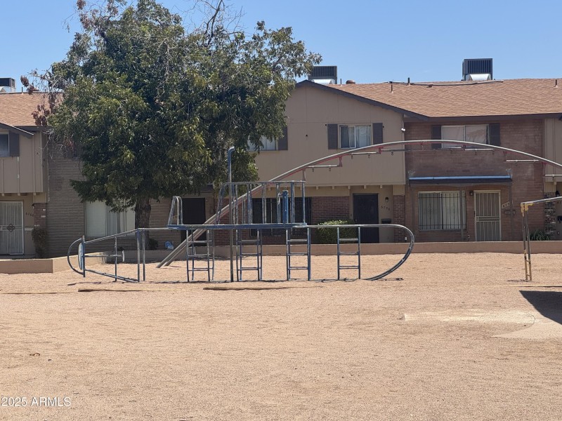 Common kids park
