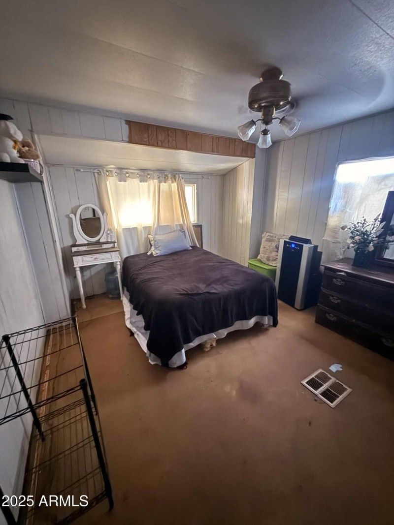 cd8eef17-0cb0-457e-9292-74321279e0ff