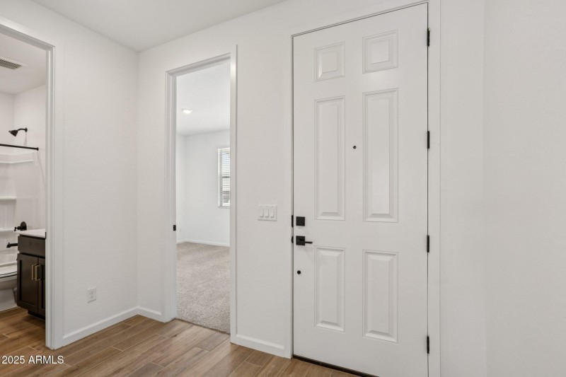 3-web-or-mls-W Bajada Rd-S0708-003