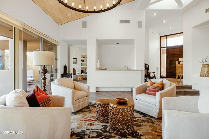 Living room/ wet bar