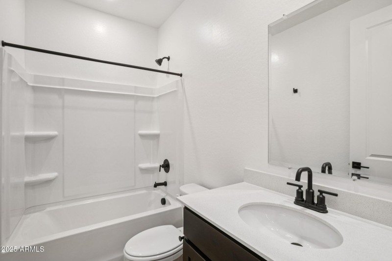 12-web-or-mls-W Bajada Rd-S0708-012