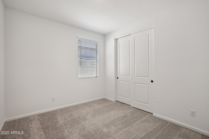 18-web-or-mls-W Bajada Rd-S0708-018