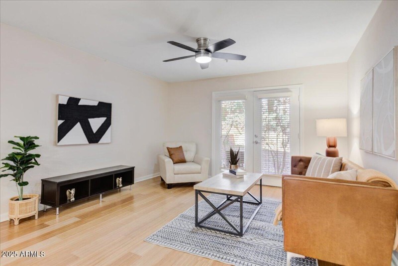 05-Living Room