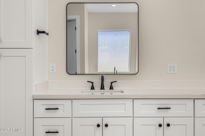 primary bathroom3