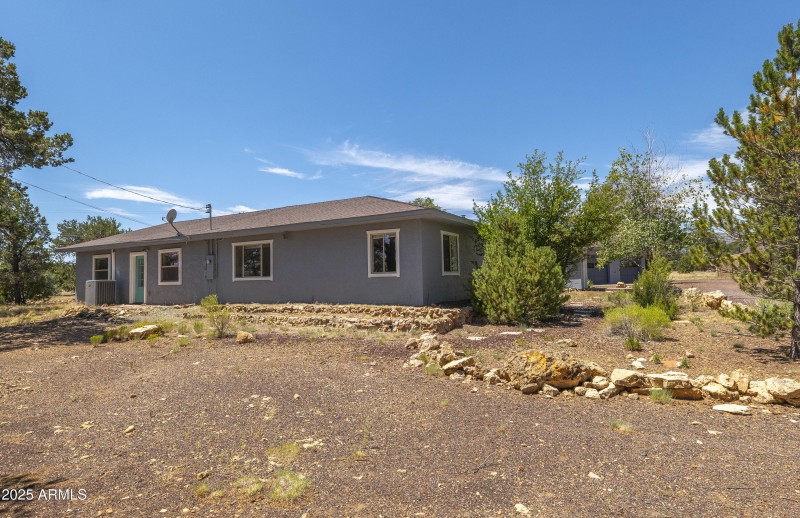 P2368230