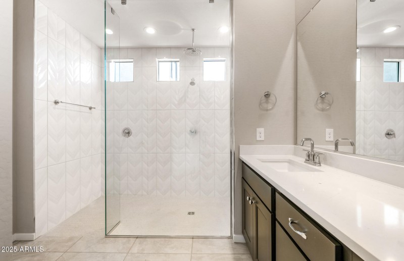 Owner's Bathroom