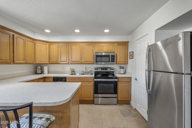 529B Kitchen