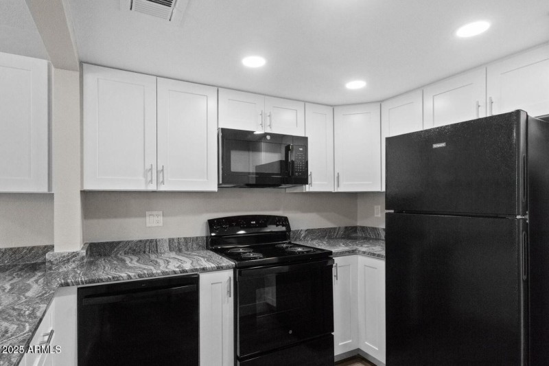 20230815210159316399000000-o