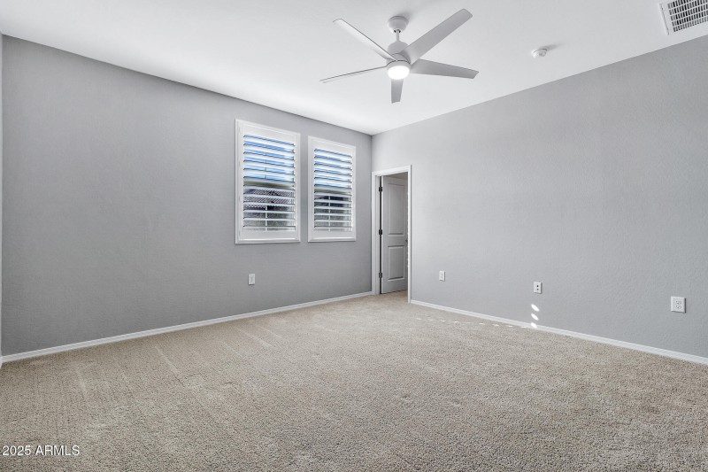 1959 E Hampton Ln Unit 102-16