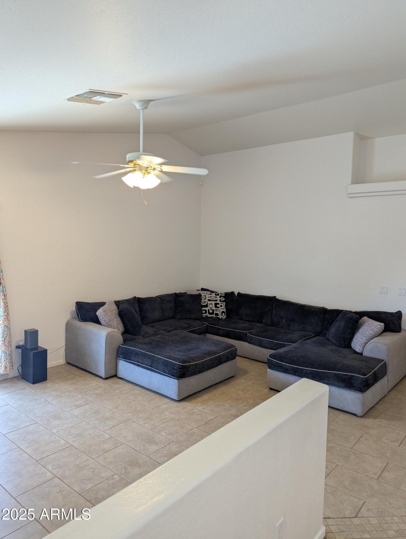 PXL_20250807_225541480