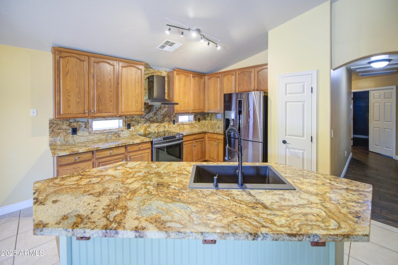Kitchen 2