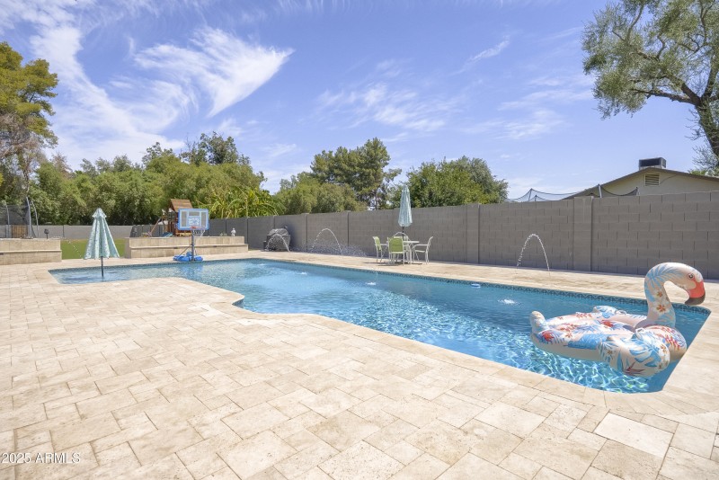 Pool 2