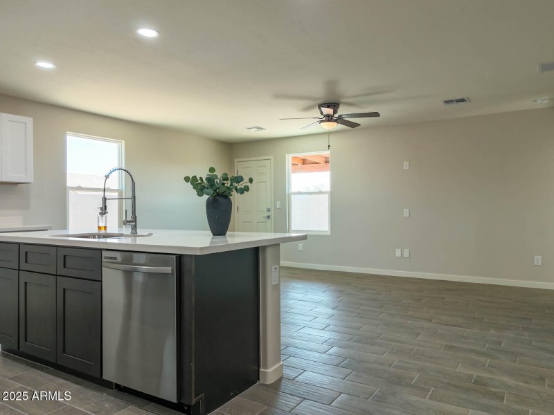 15438 Overfield-2