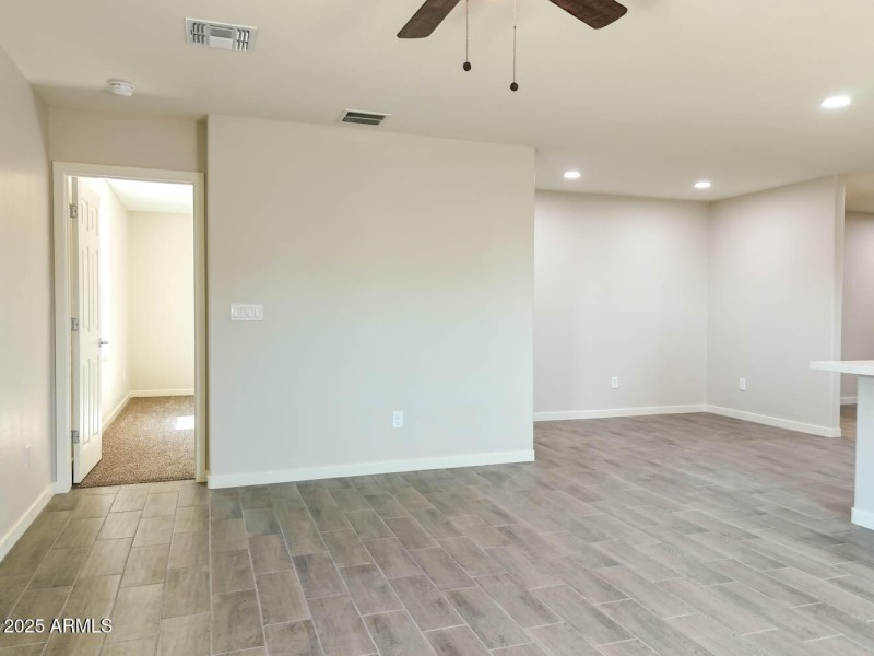 15438 Overfield-9