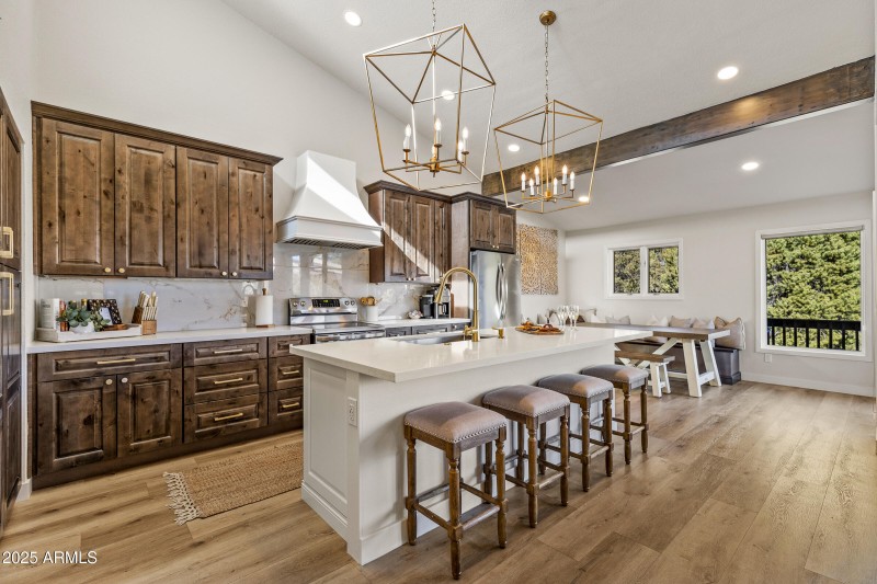 Kitchen/dining