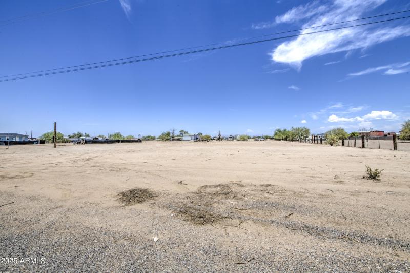 Lot 7