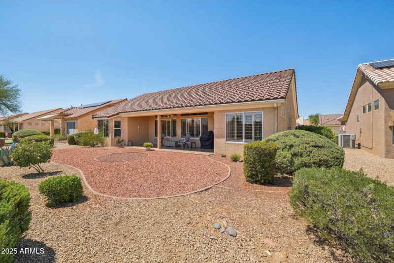 29-web-or-mls-W Sky Hawk Dr-S0708-029